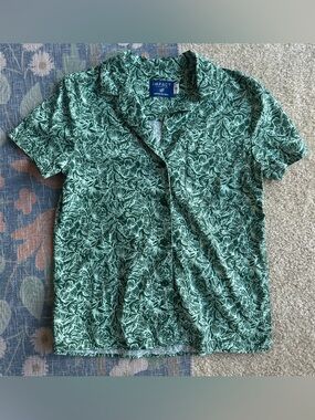 United By Blue Green Floral Button-Down Shirt